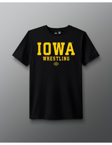 T-shirt basique de lutte de l'Iowa